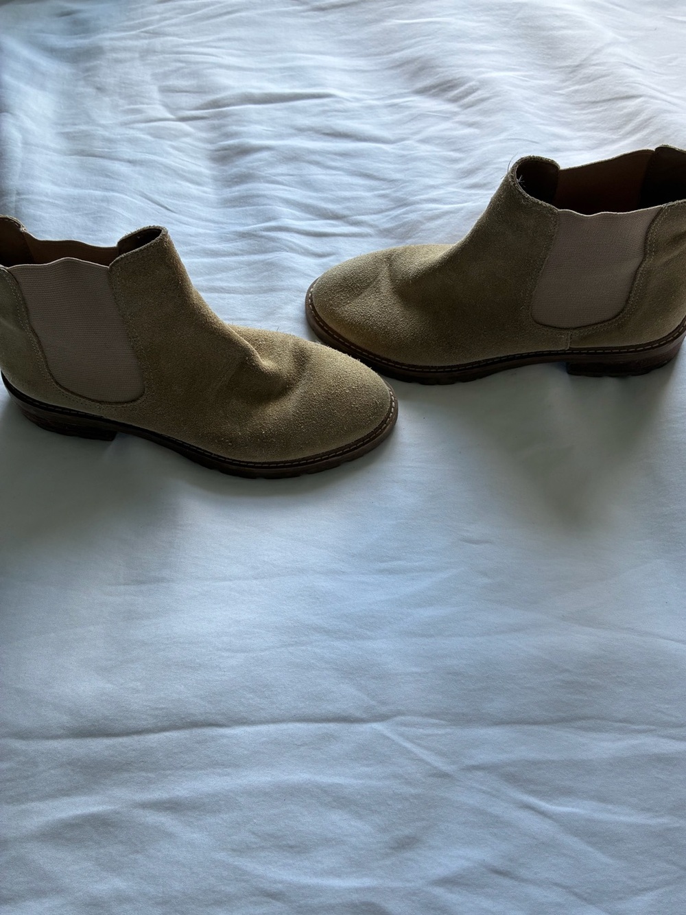 Steve Madden Women's Suede Chelsea Ankle Boots - Tan